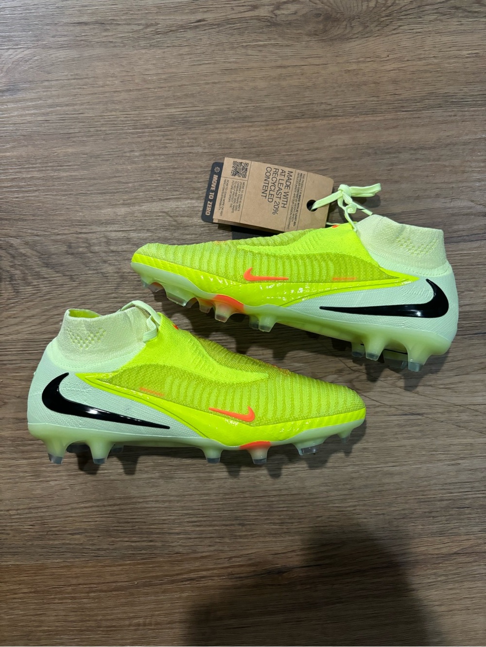 Nike Phantom 6 High Elite FG
Hyper Crimson Limelight